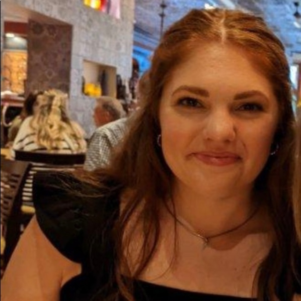 Meet your Posher, Lexie